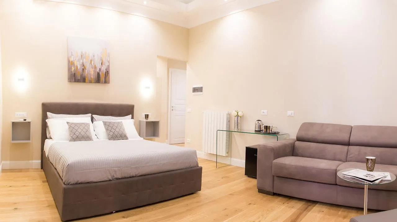 Nazionale Palace Suites Roma 2*,